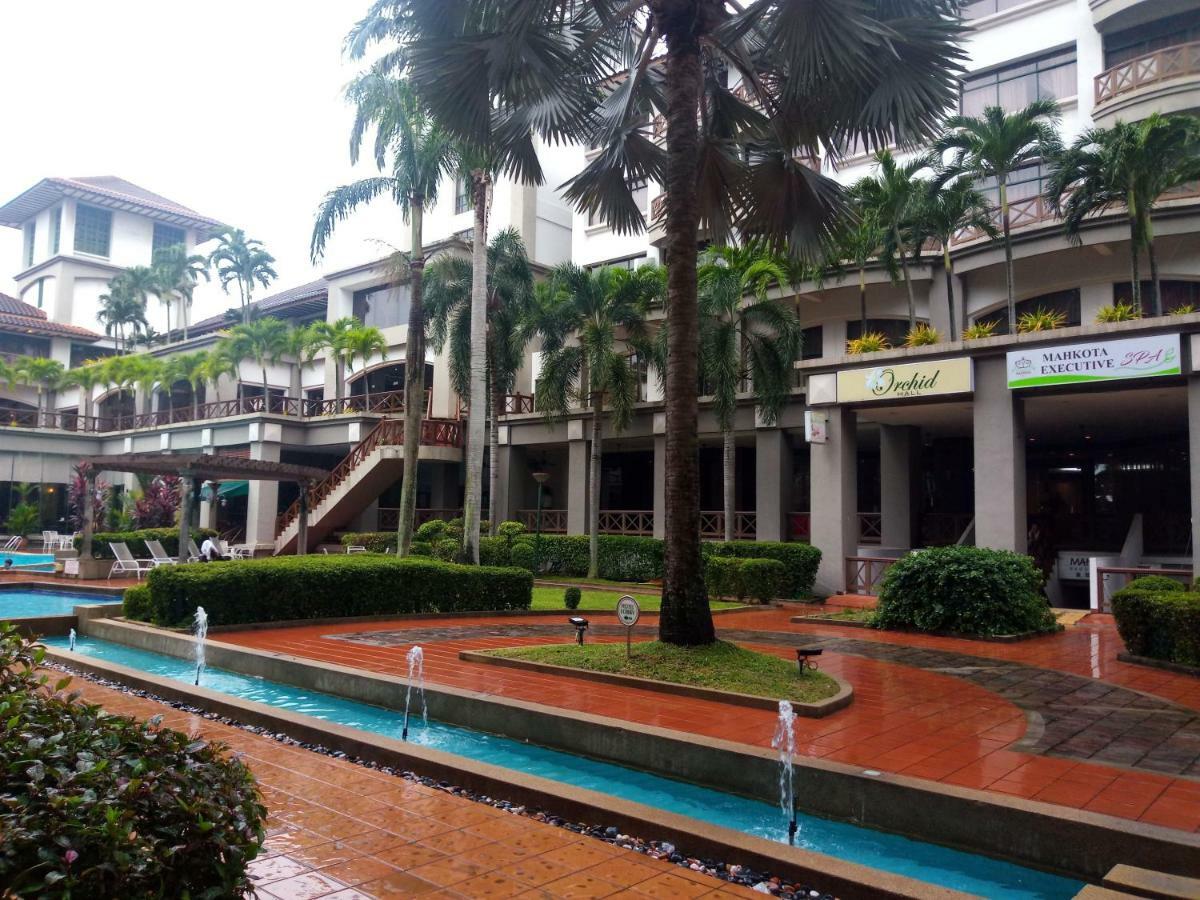 Costa Mahkota Malacca